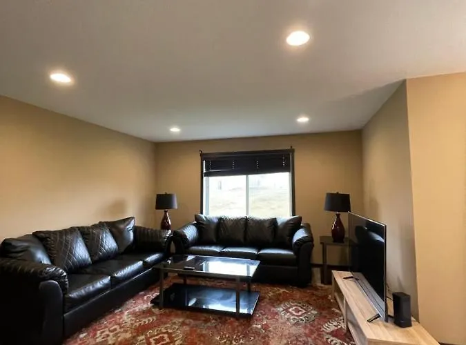 Luxury Treat Villa Rochester