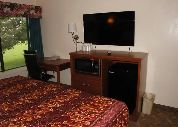 Econo Lodge Waite Park - St Cloud