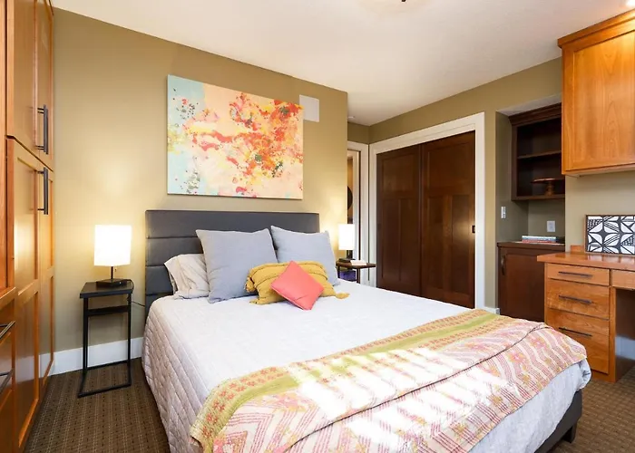 The Lakeview Villa Red Wing