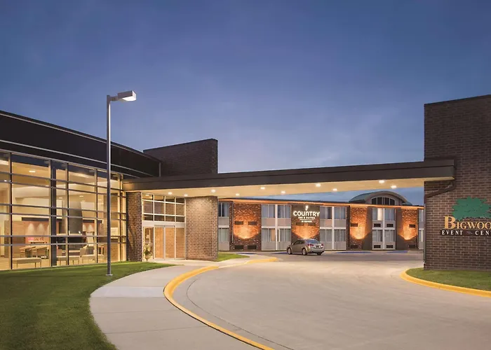 Country Inn & Suites By Radisson, Fergus Falls, Mn